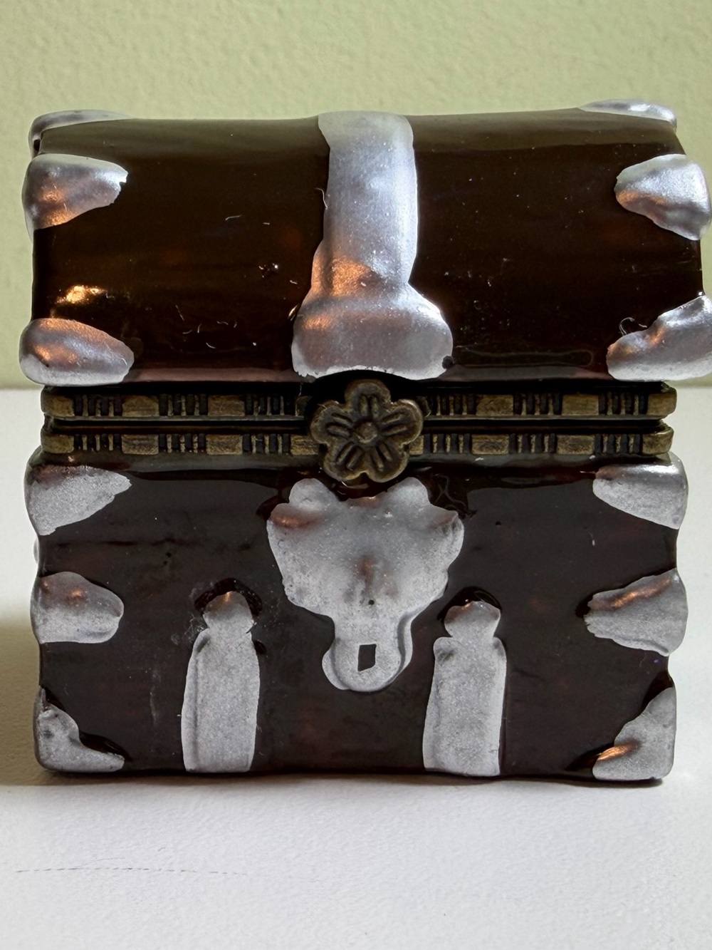 Vintage Ceramic Pirate Treasure Chest Trinket Box - Hand-Painted Brown & Silver